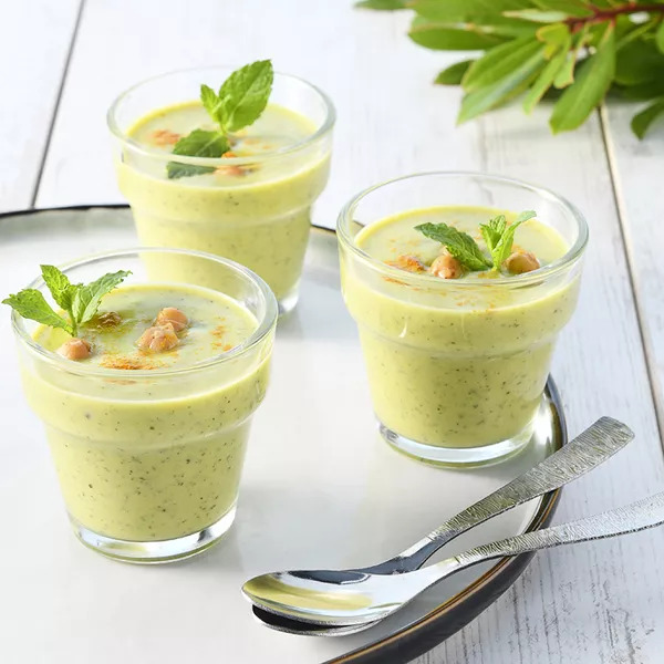 Crème de courgettes et de pois chiche à la menthe