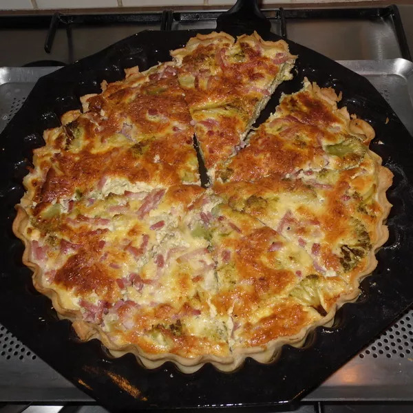 Quiche brocoli lardons