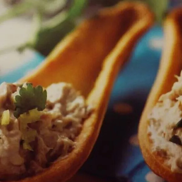 Cuillères au sésame et aux rillettes de sardines au citron