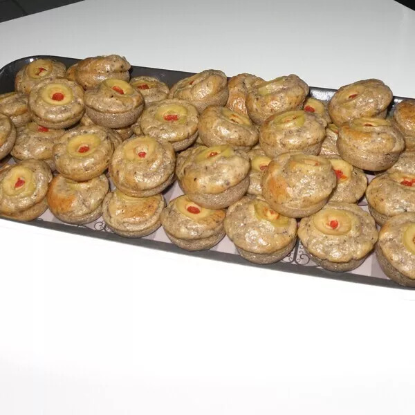 Moelleux à la tapenade (Empreintes petits fours)