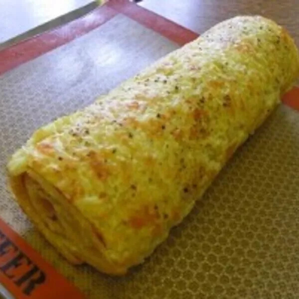 Roulé de pommes de terre au jambon et fromage