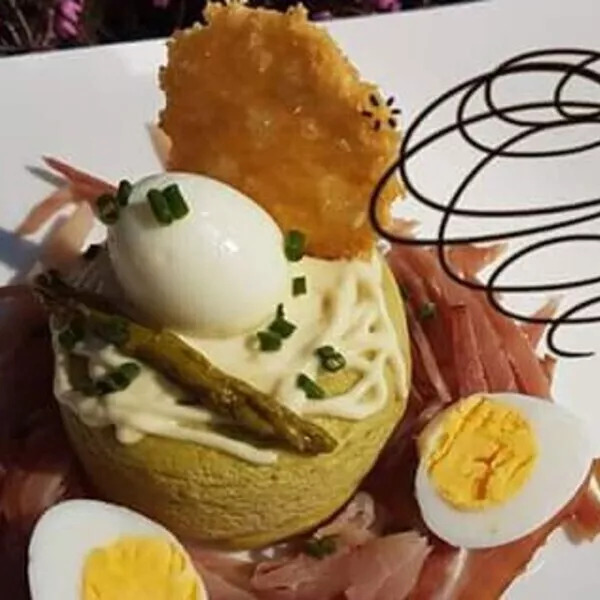 Frittatas asperges et parmesan