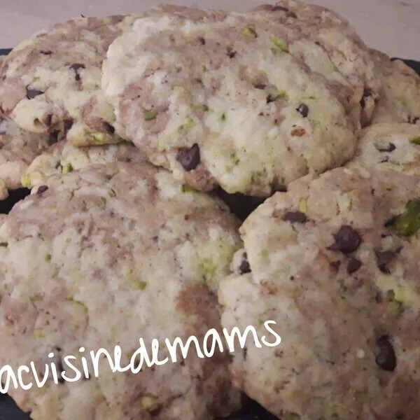 Cookies express pistaches, pépites au chocolat