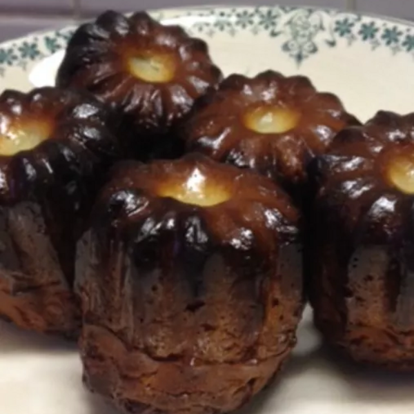 Cannelés bordelais by LR