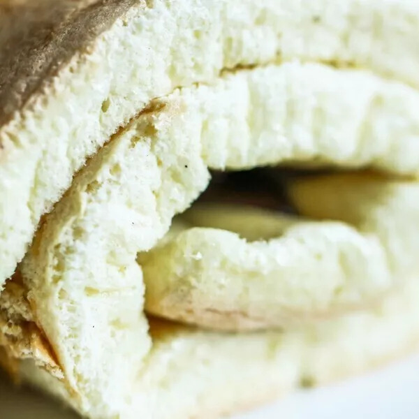 Biscuit/génoise aérien sans gluten (pour roulés, bûche et entremets)
