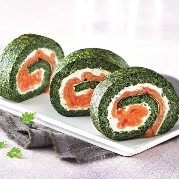 Roulé aux épinards, au saumon et Boursin®