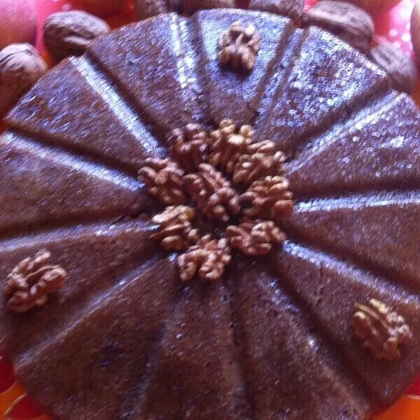 Le Gâteu Moelleux-Coulant aux pommes et aux noix