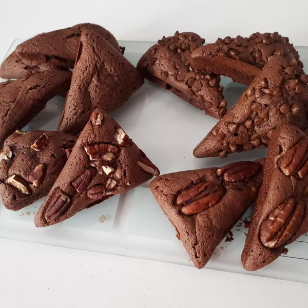 Triangle Brownies noix de pécan & pépites de chocolat