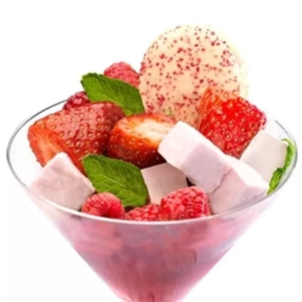 Salade de fraises, menthe fraîche