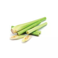 2  feuilles ou tiges de citronnelle